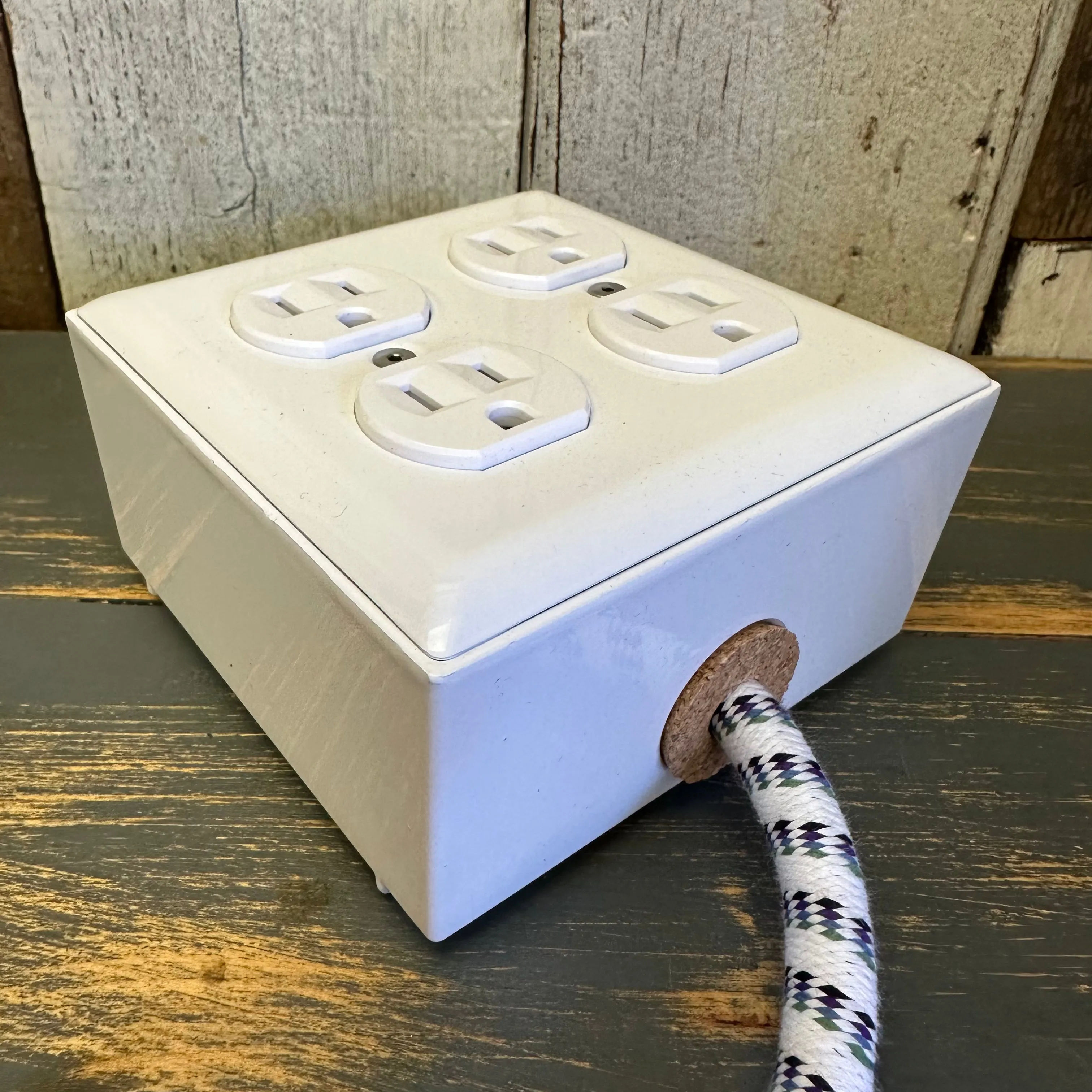 Extō 4 in SURF'S UP w/White-sand, Green, Blue, Indigo, and Black 8FT Extension Cord
